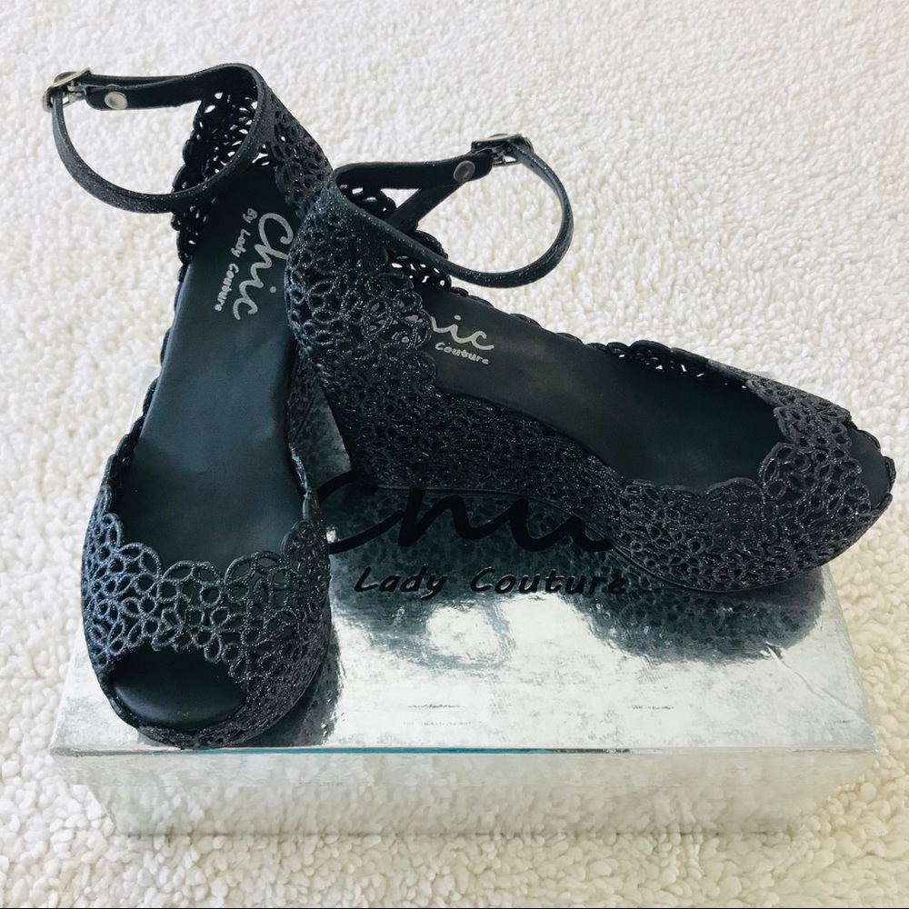 Chic by Lady Couture Black Glitter Wedges